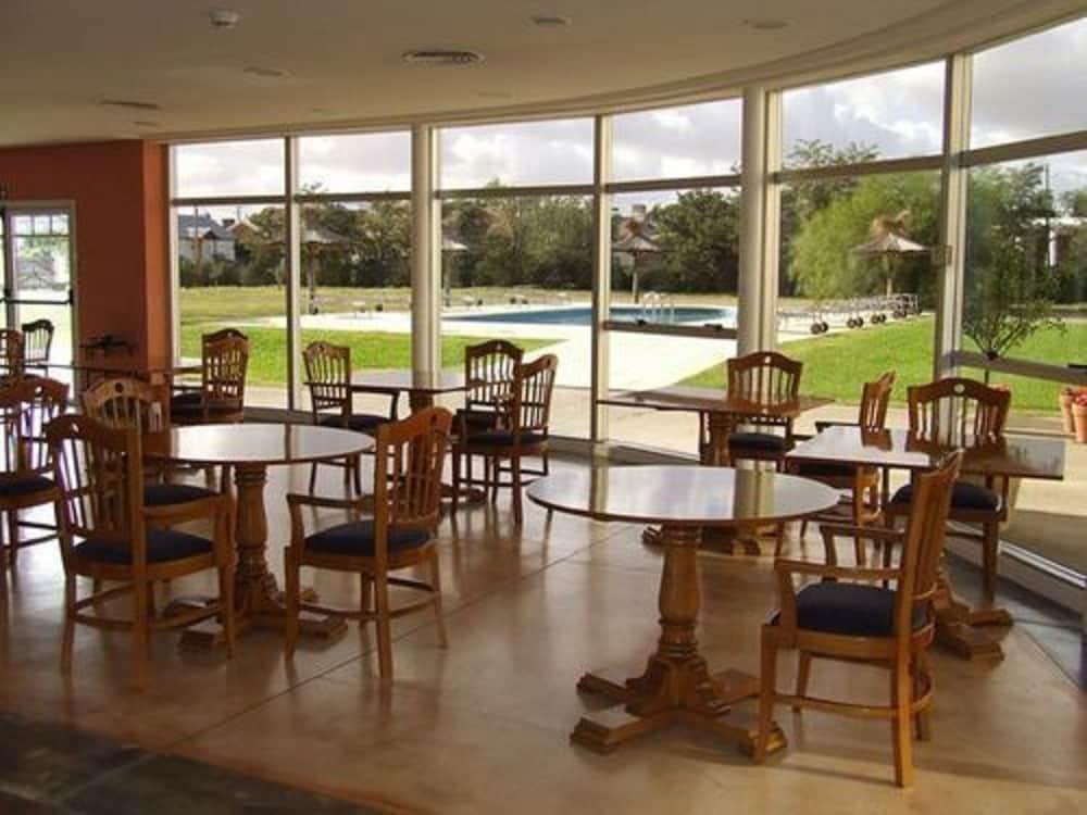 Paradores Austral Bahía Blanca Eksteriør bilde